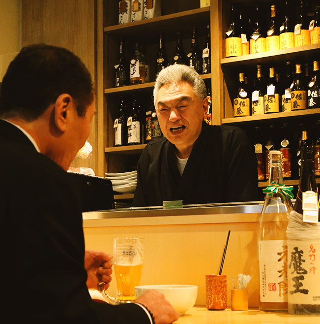 カウンター席利用シーン